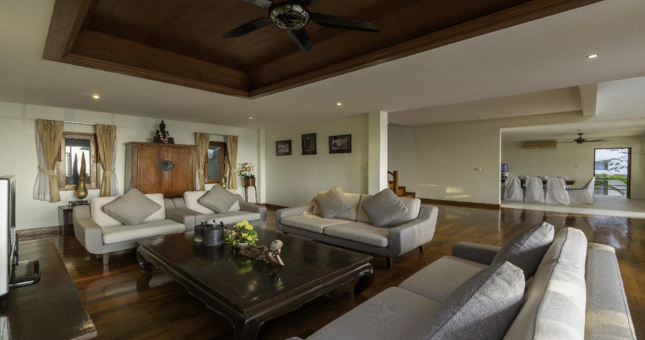Villa Yoosook Patong Exteriör bild