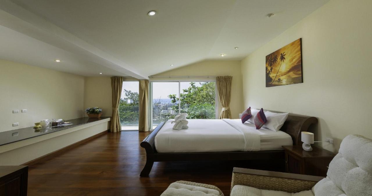 Villa Yoosook Patong Exteriör bild